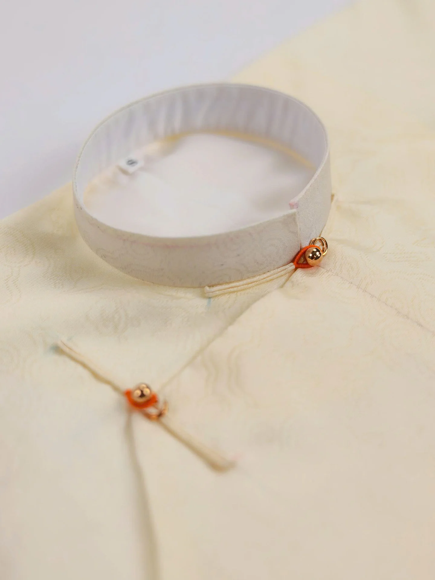 Áo dài ngũ thân Vân Mây