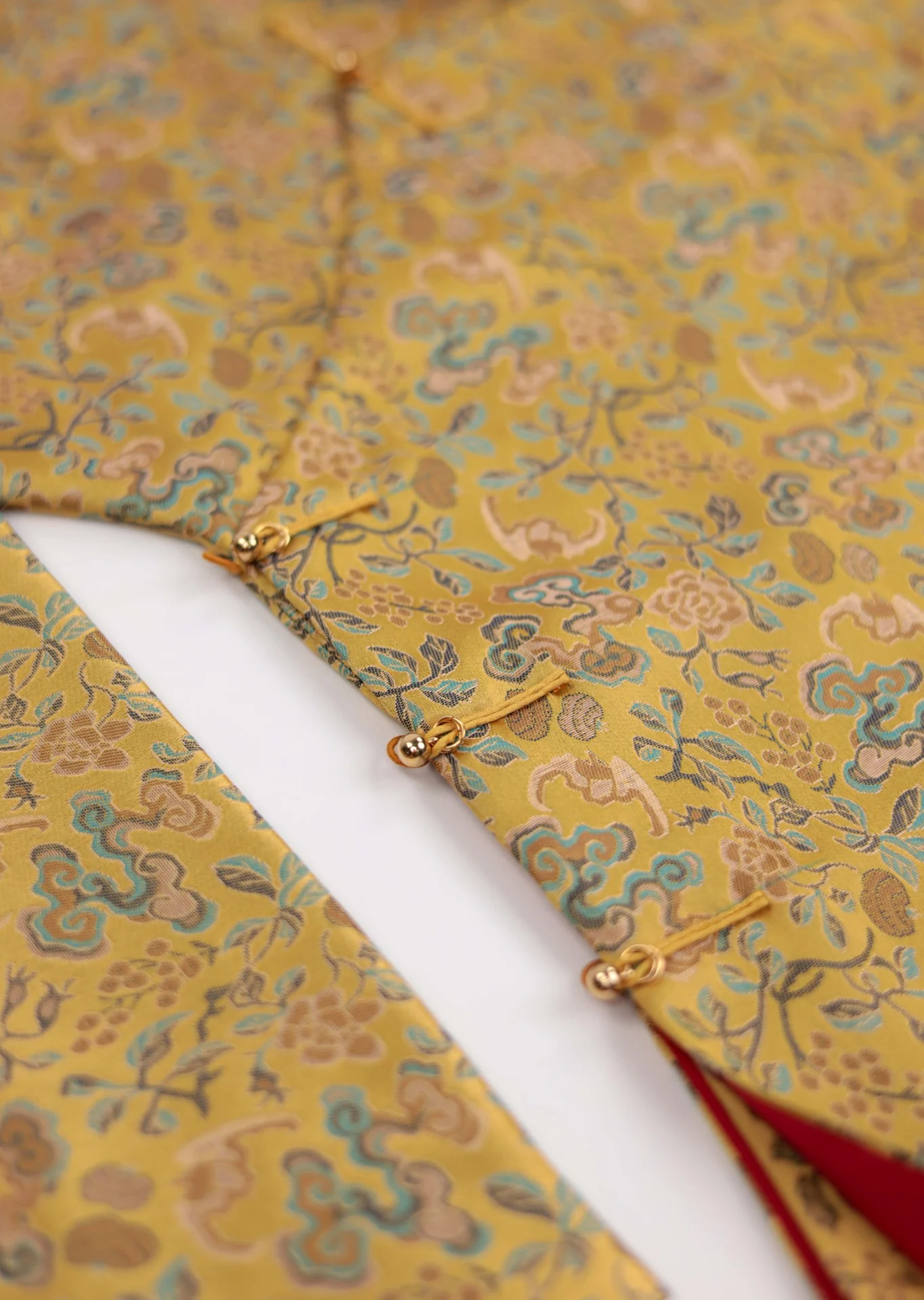 Áo dài ngũ thân Ngũ phúc bát bửu