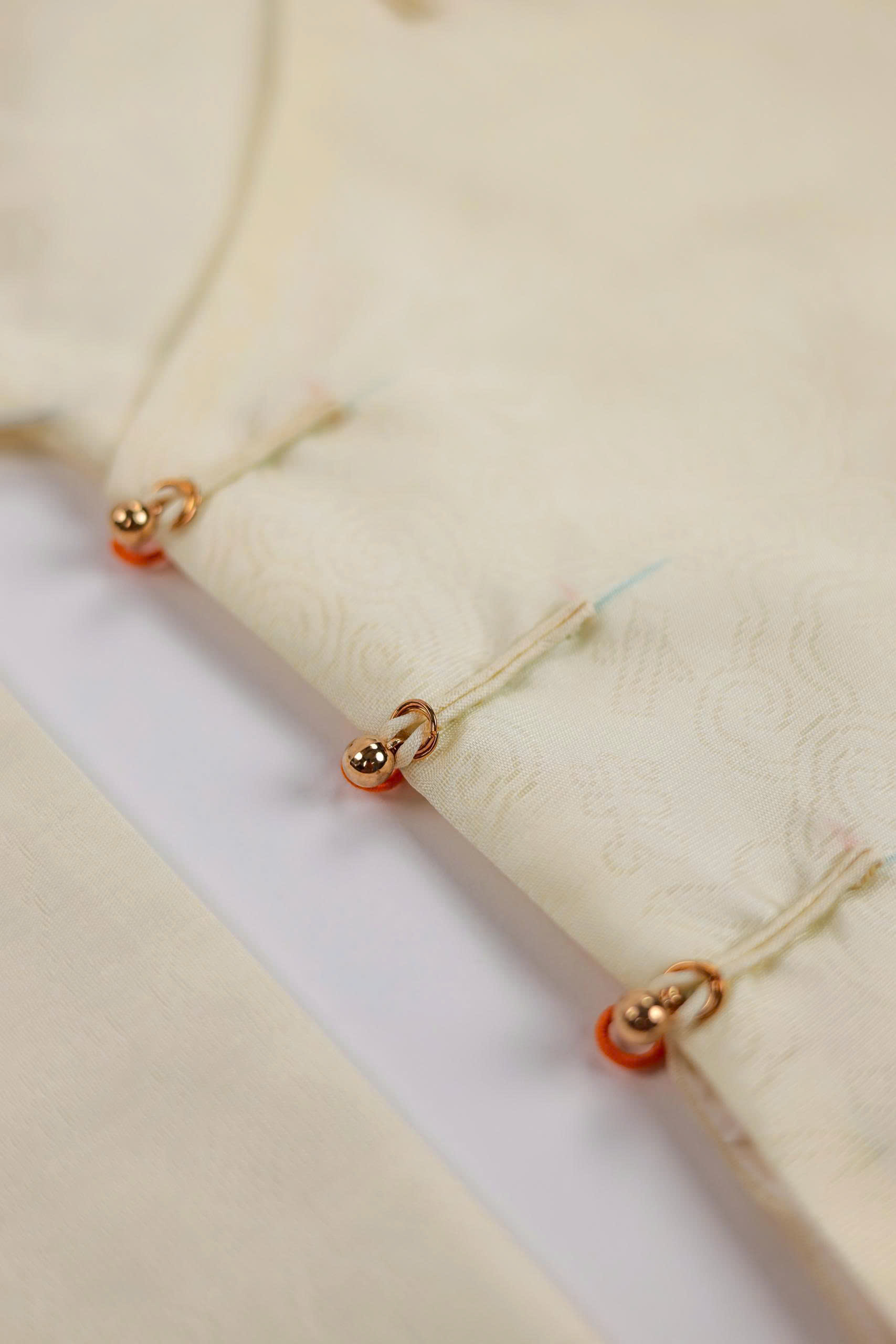 Áo dài Ngũ thân Sa Vân Mây