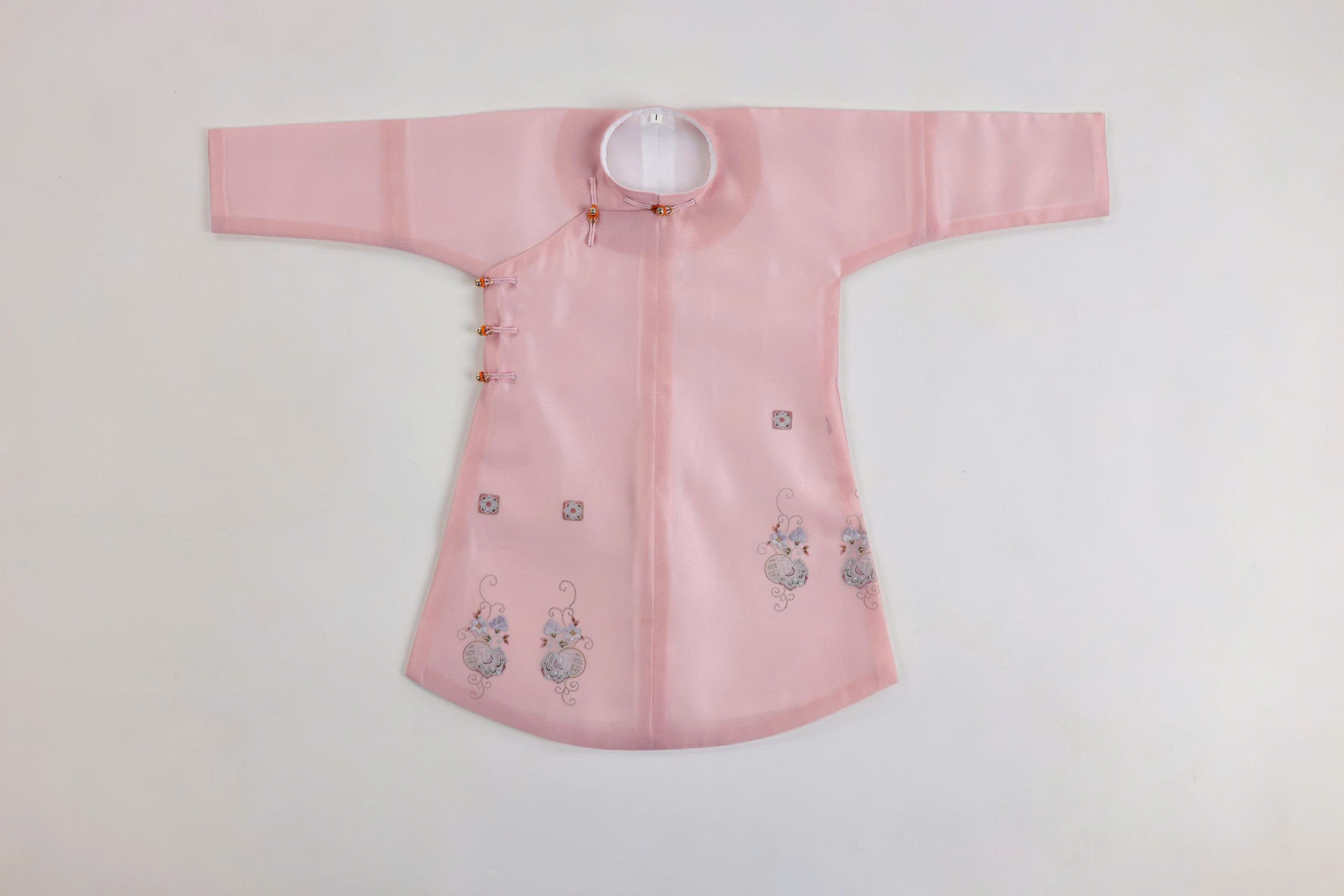 Hoa Nhỏ Thêu, Cán