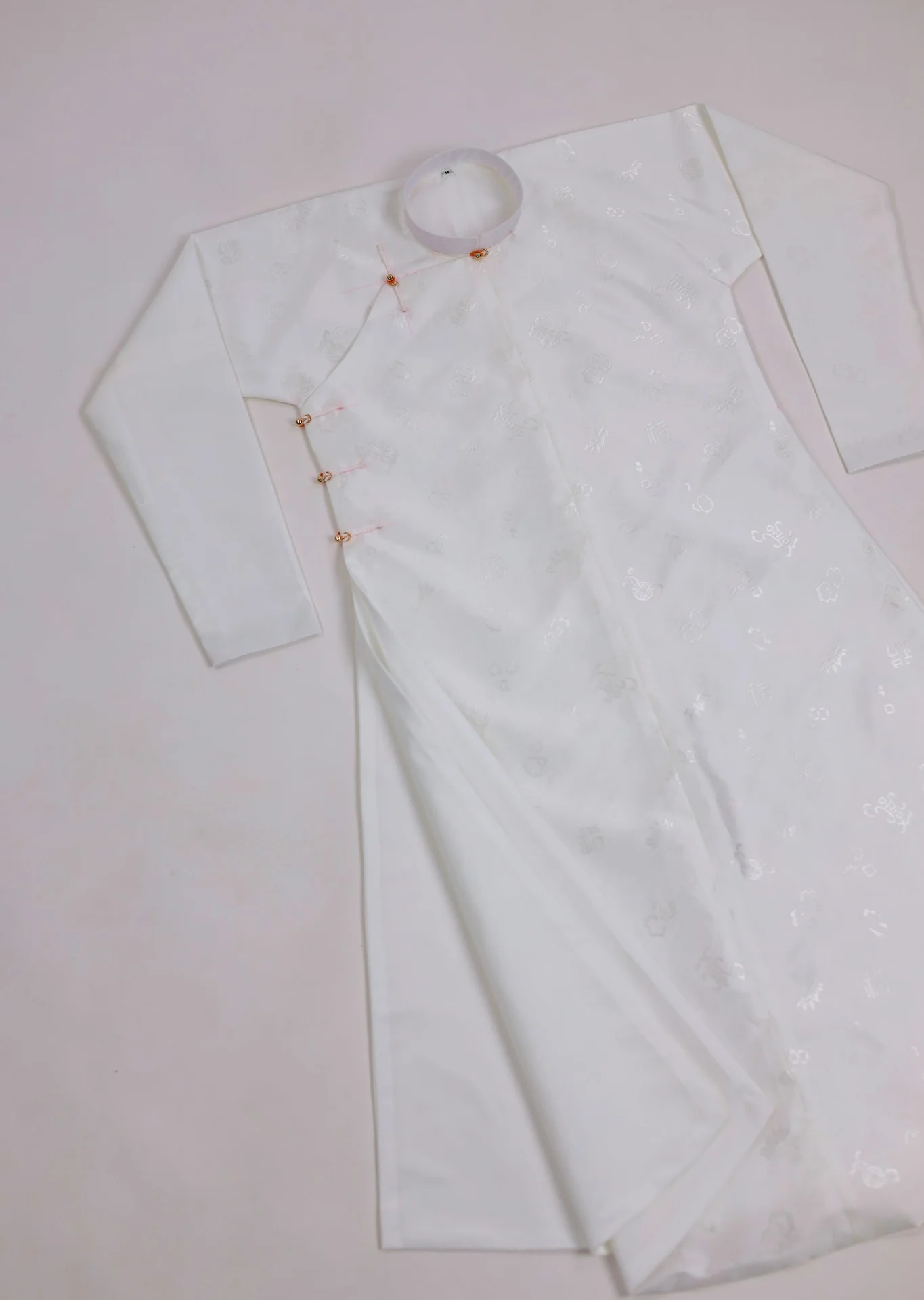 Áo dài ngũ thân Jami