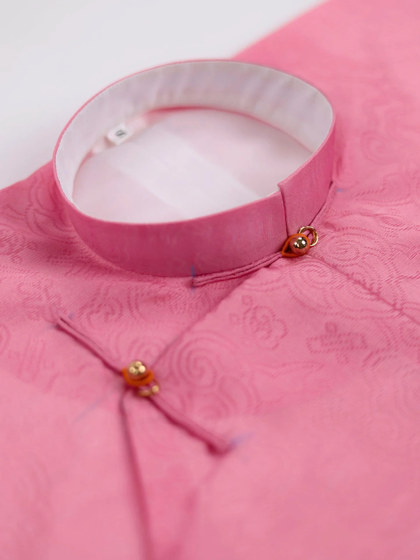 Áo dài ngũ thân Vân Mây