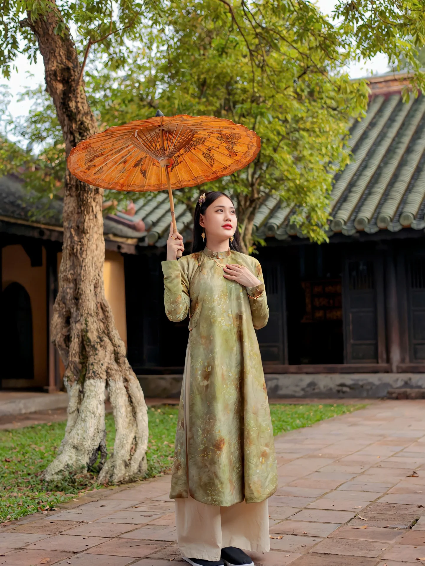 Áo dài ngũ thân Ramie