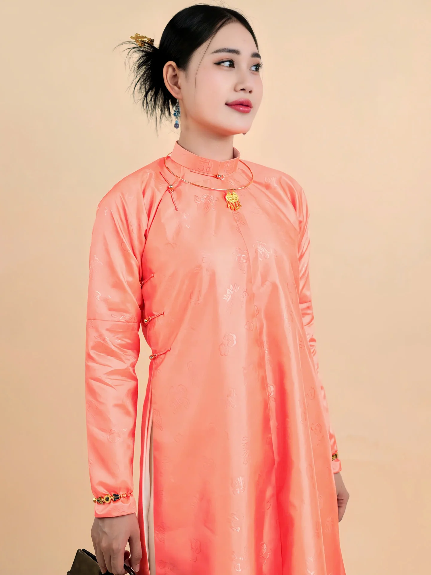 Áo dài ngũ thân Jami