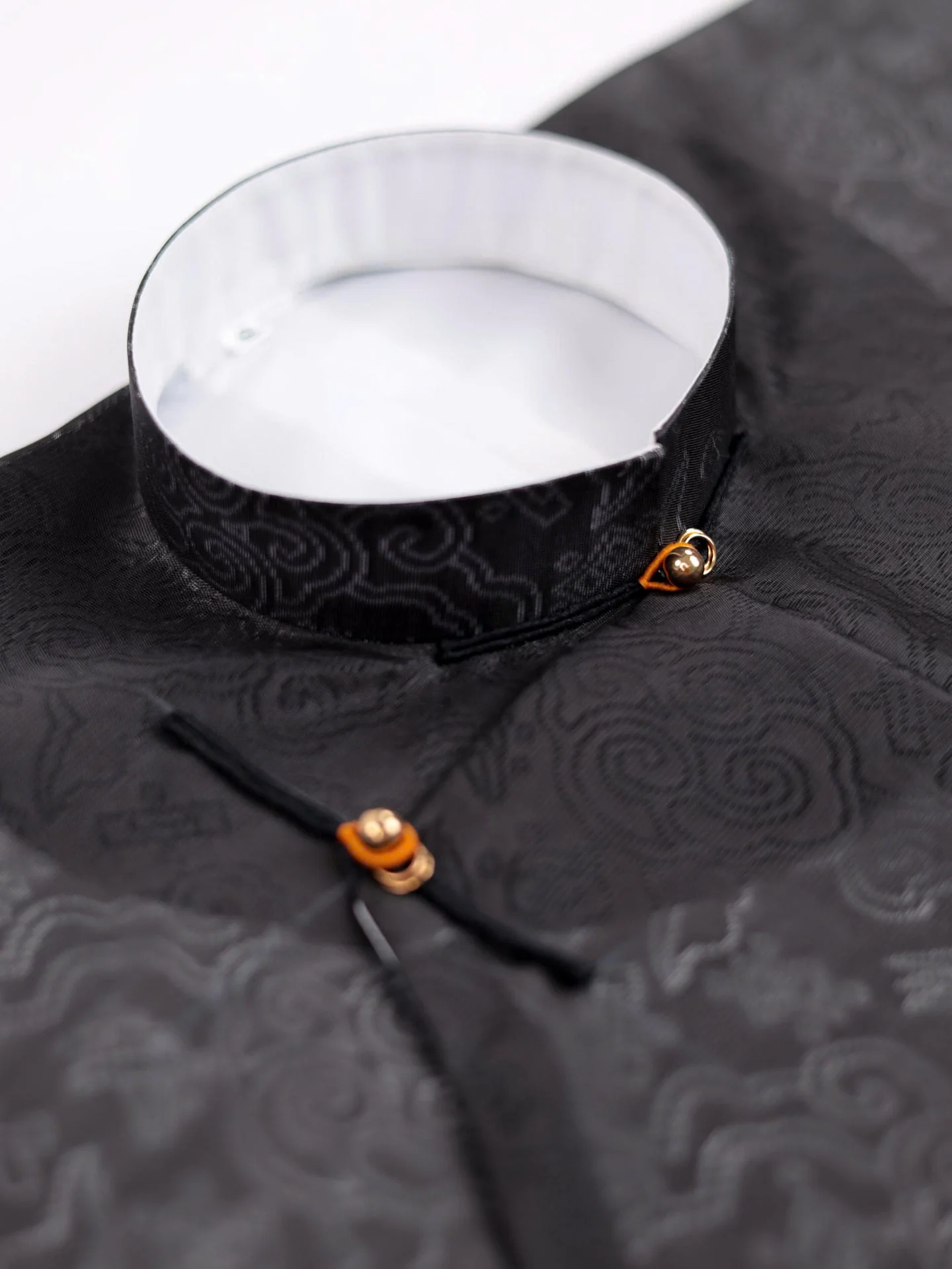 Áo dài ngũ thân Vân Mây