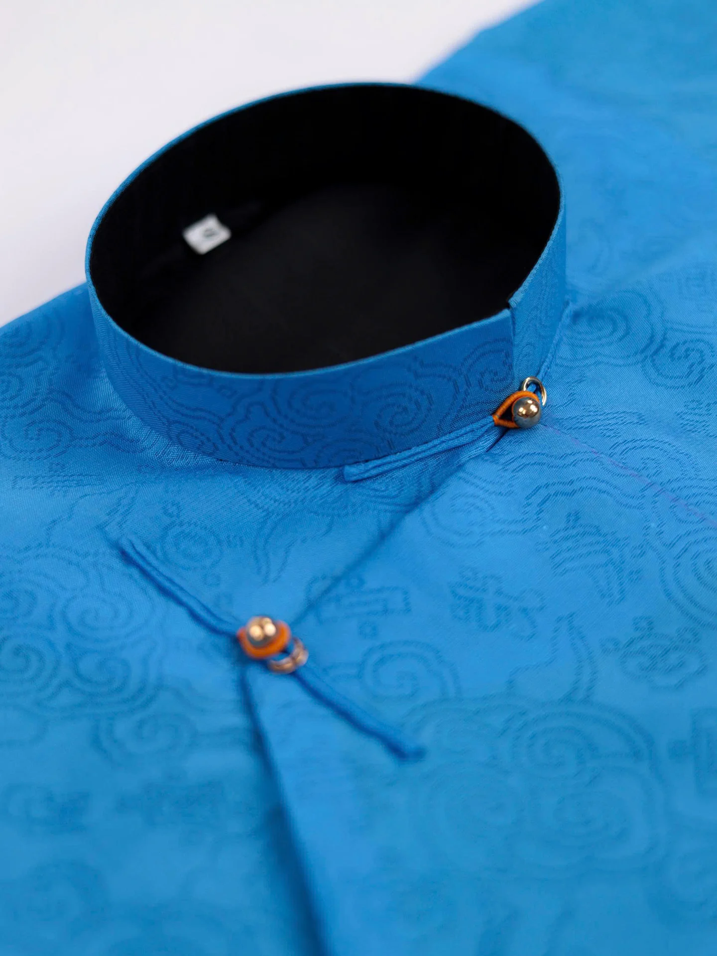 Áo dài ngũ thân Vân Mây