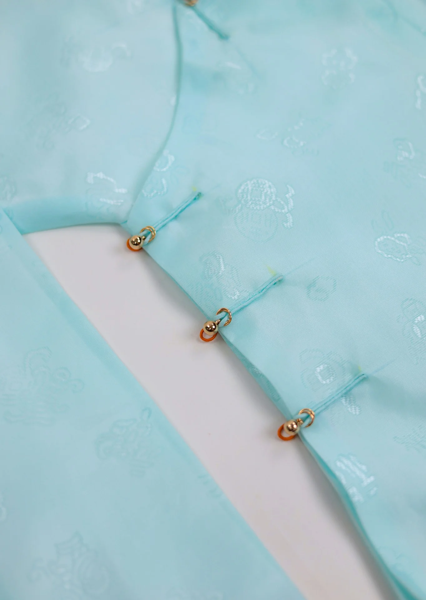 Áo dài ngũ thân Jami