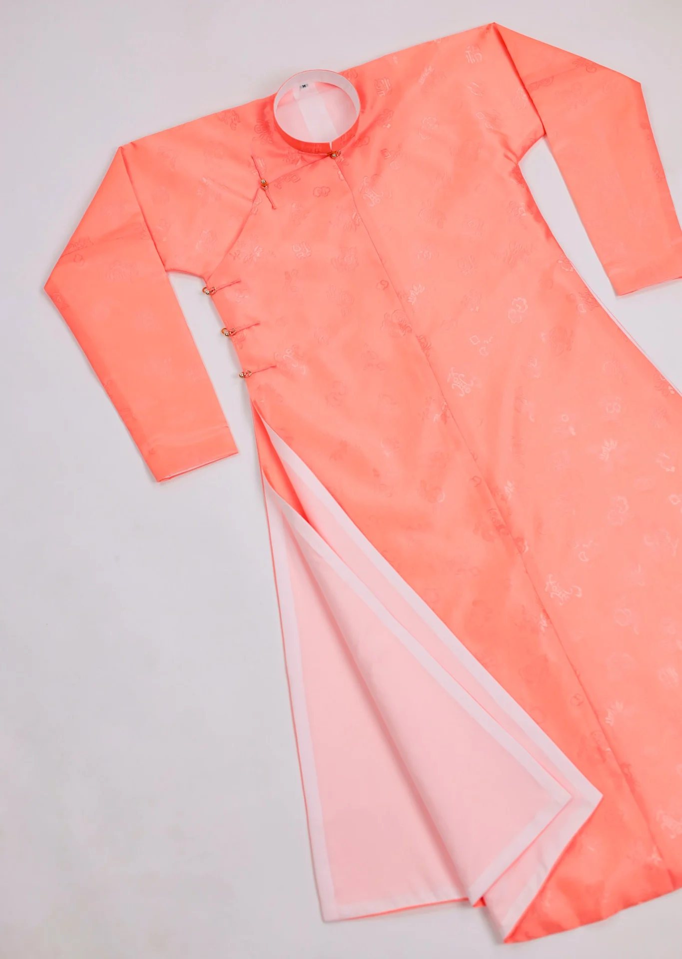 Áo dài ngũ thân Jami