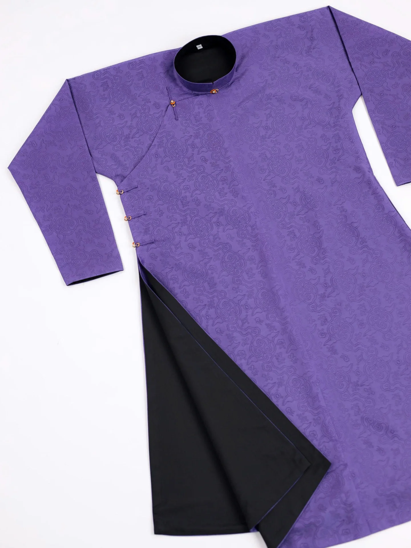 Áo dài ngũ thân Vân Mây