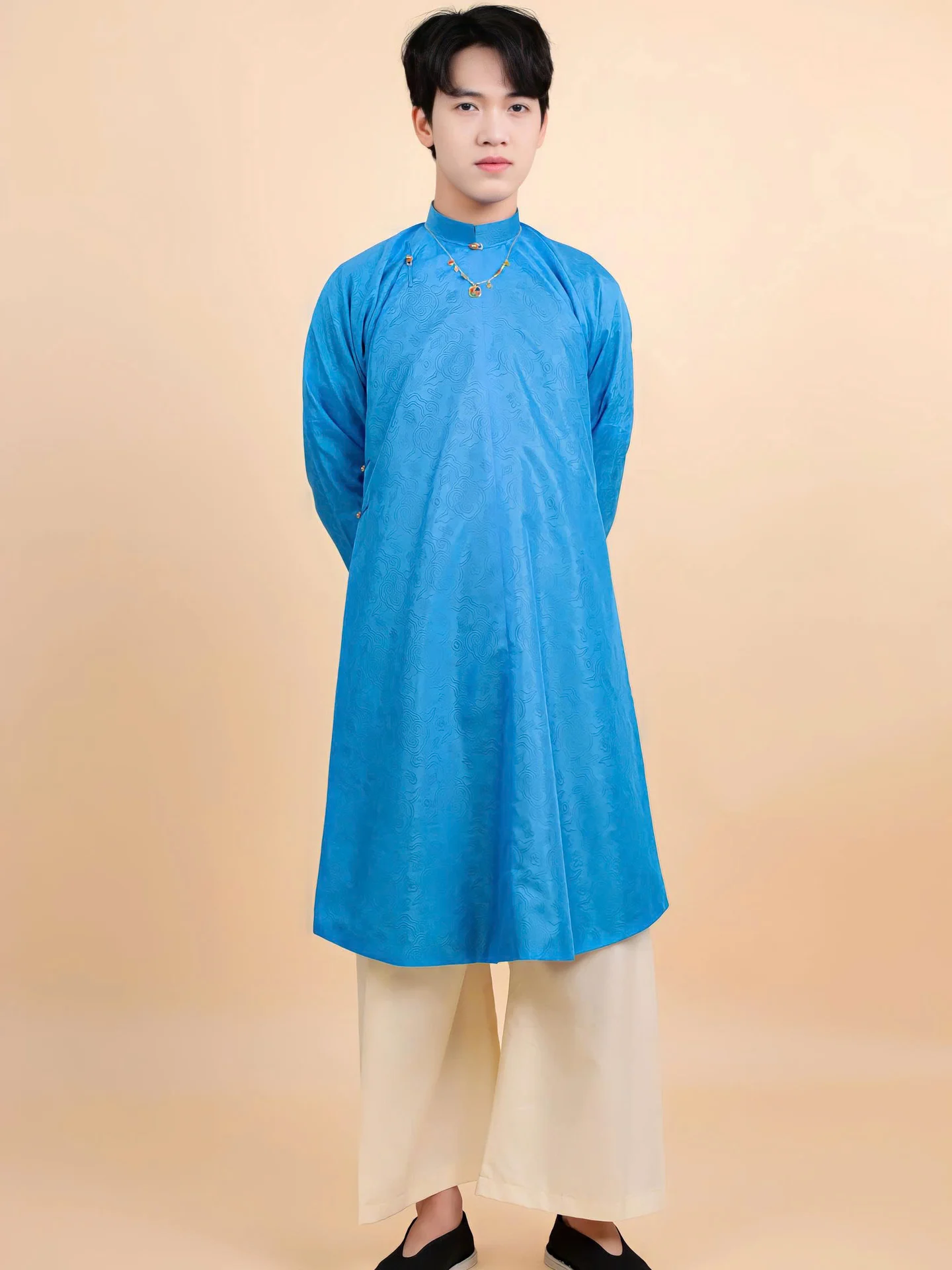 Áo dài ngũ thân Vân Mây