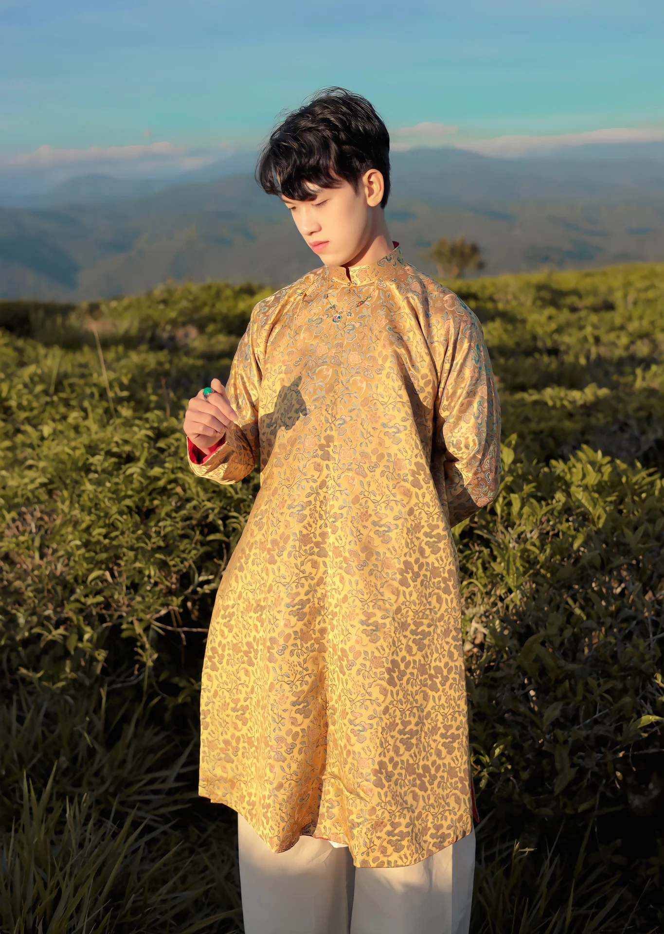 Áo dài ngũ thân Ngũ phúc bát bửu