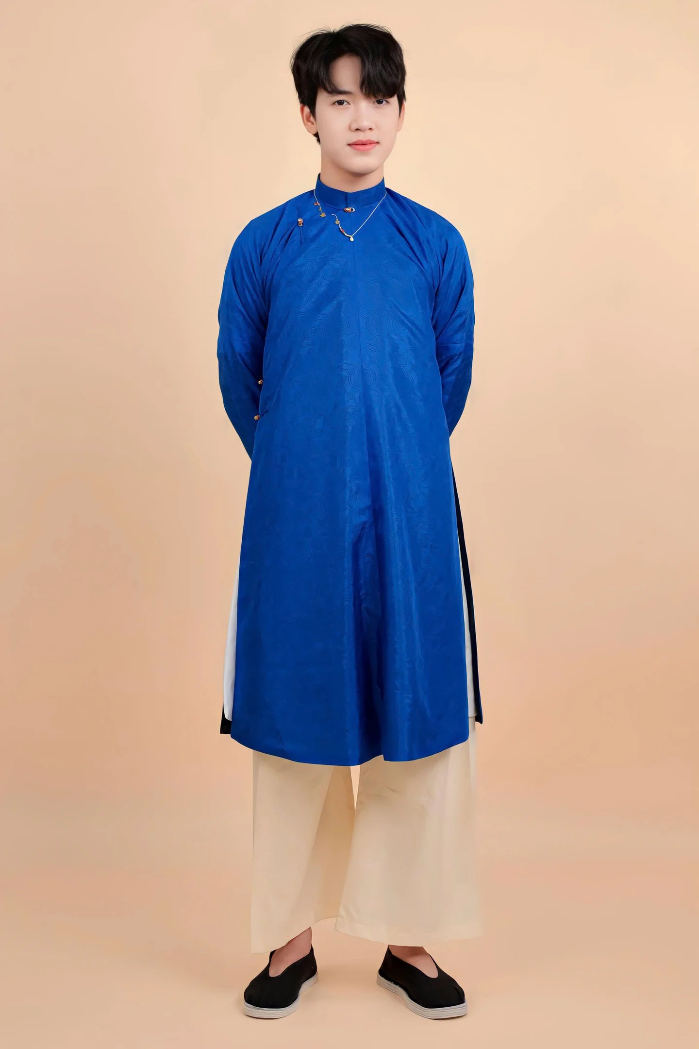 Áo dài ngũ thân Vân Mây