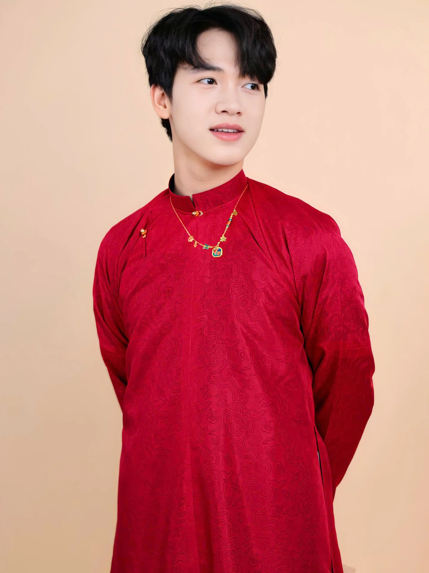 Áo dài ngũ thân Vân Mây