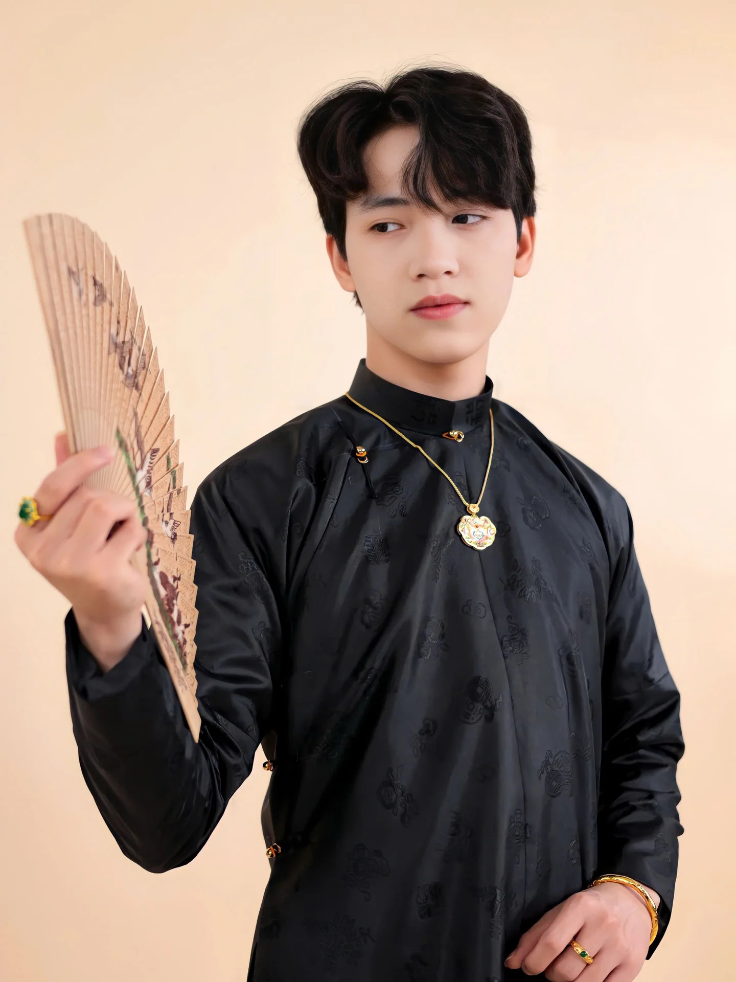 Áo dài ngũ thân Jami