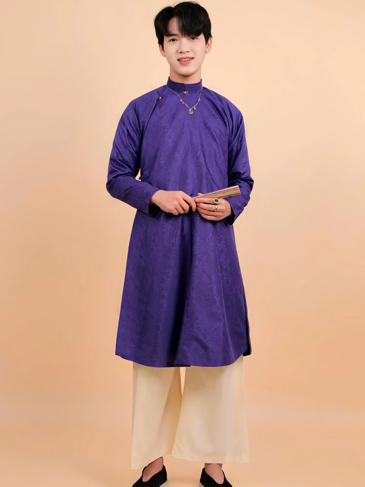 Áo dài ngũ thân Vân Mây