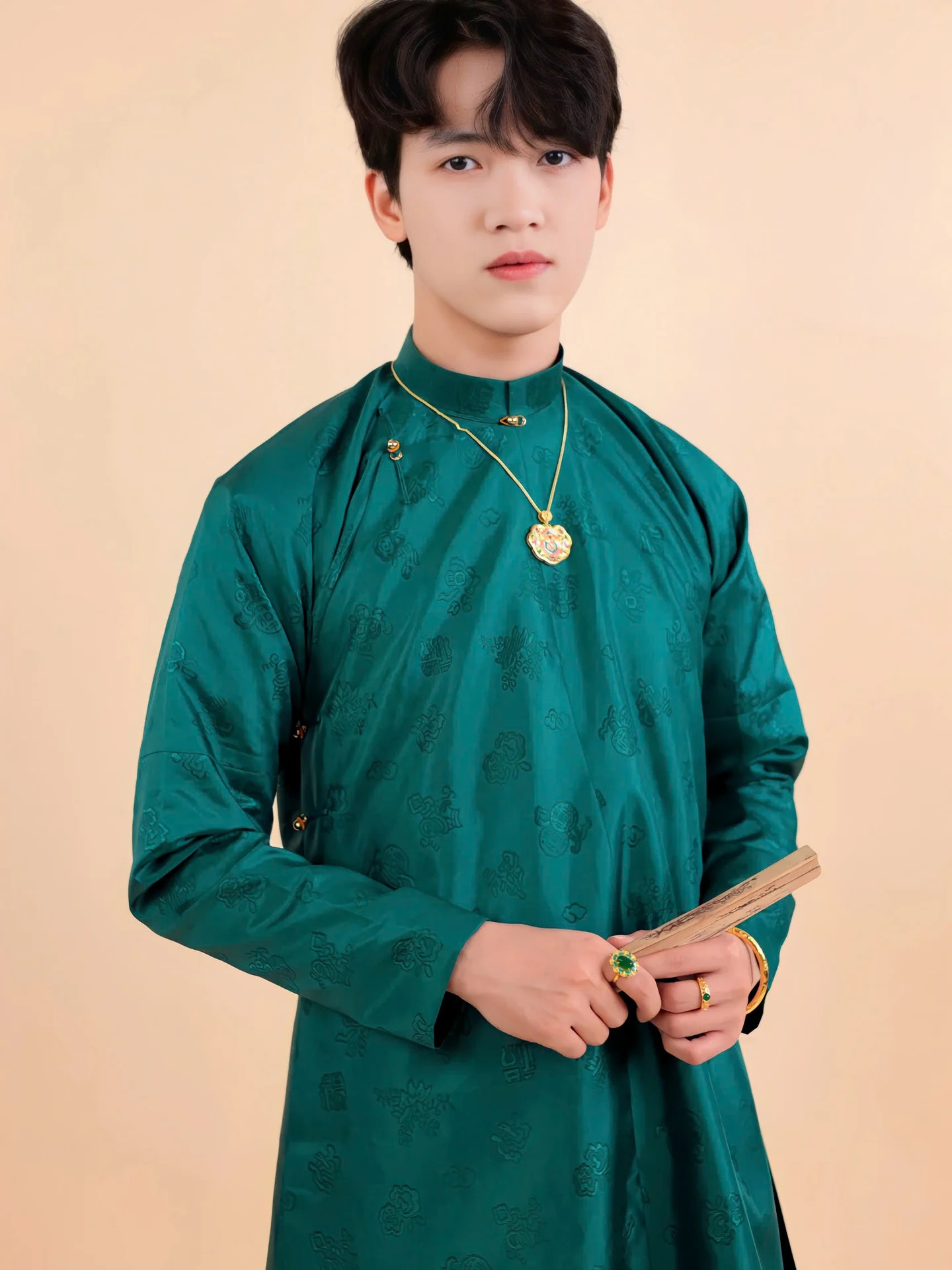 Áo dài ngũ thân Jami