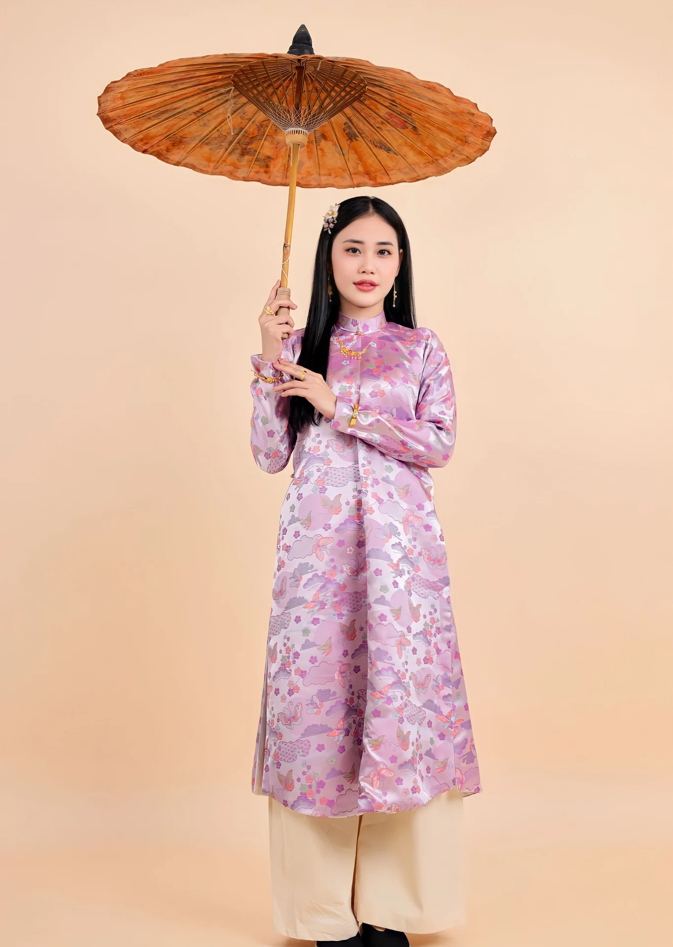 Áo dài ngũ thân Gấm Hồ Điệp