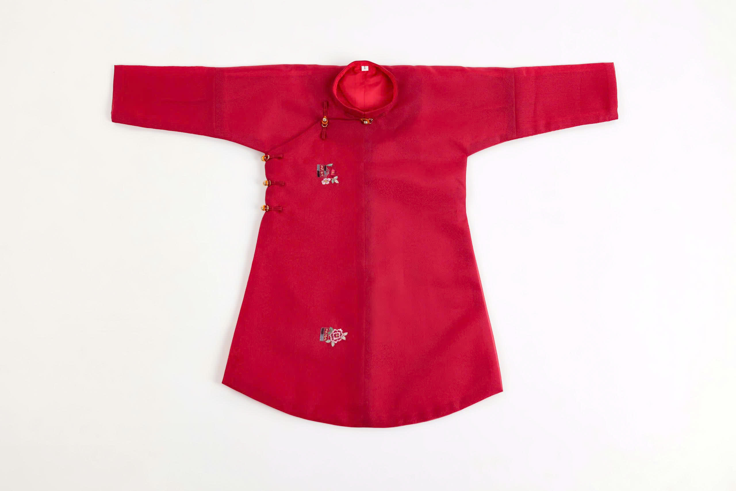 Hoa Nhỏ Thêu, Cán