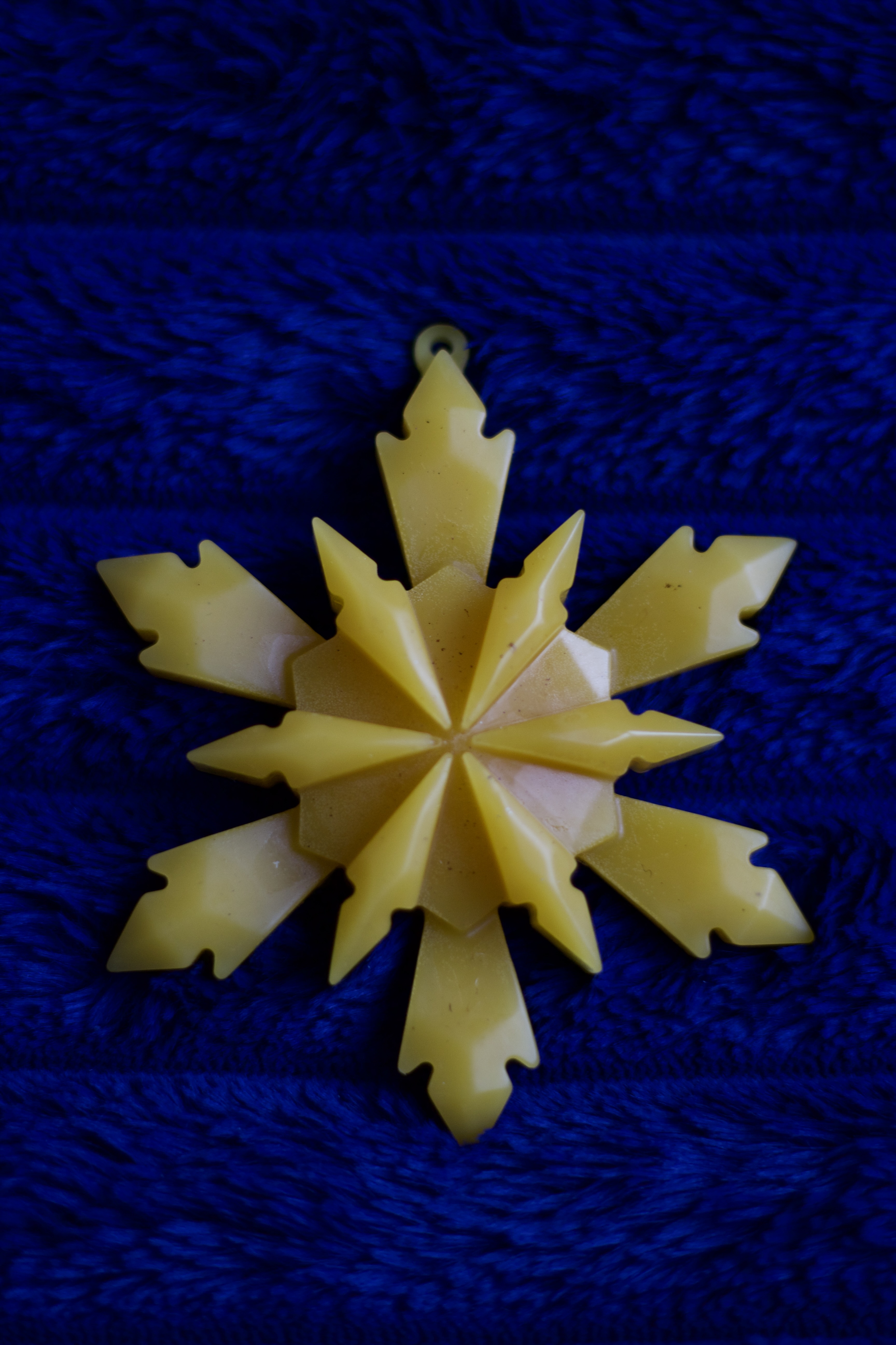 Bičių vaško dekoracija-papuošalas