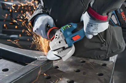 Bosch (100mm) GWS 18V-15 SC SOLO Professional Cordless Small Angle Grinder 