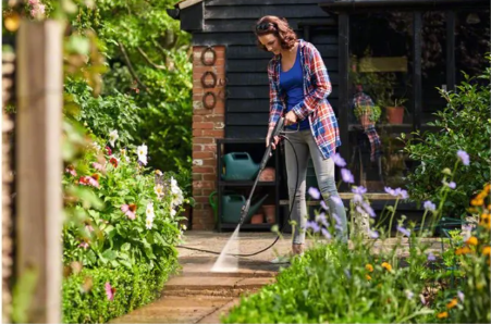 Bosch Home & Cleaning Universal Aquatak 130 High Pressure Washer 