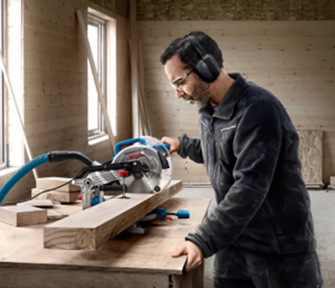 BOSCH GCM 216 Professional Mitre Saw