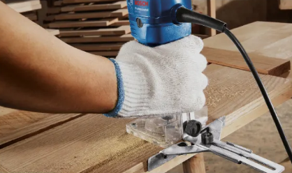 Bosch GKF 550 Professional Palm Router 