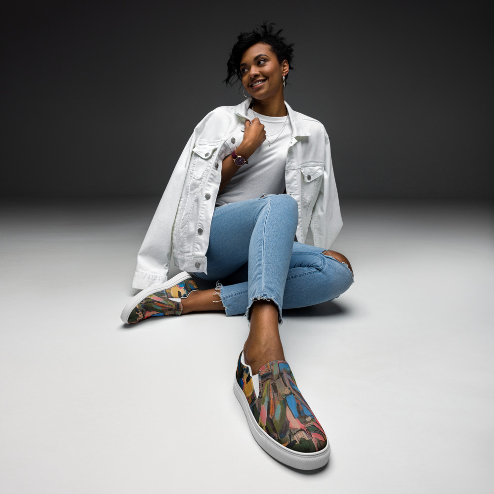 Women’s slip-on canvas shoes