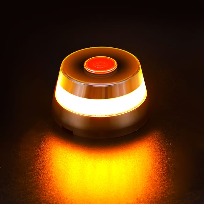 Luz de emergencia V16 conectada