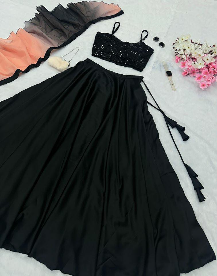 Bold Black Embroidered Ensemble✨