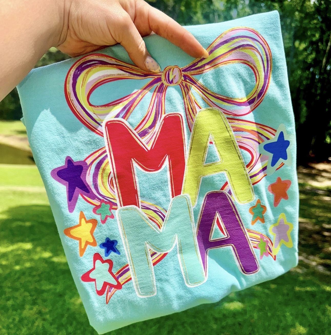 MAMA Graphic T-shirt