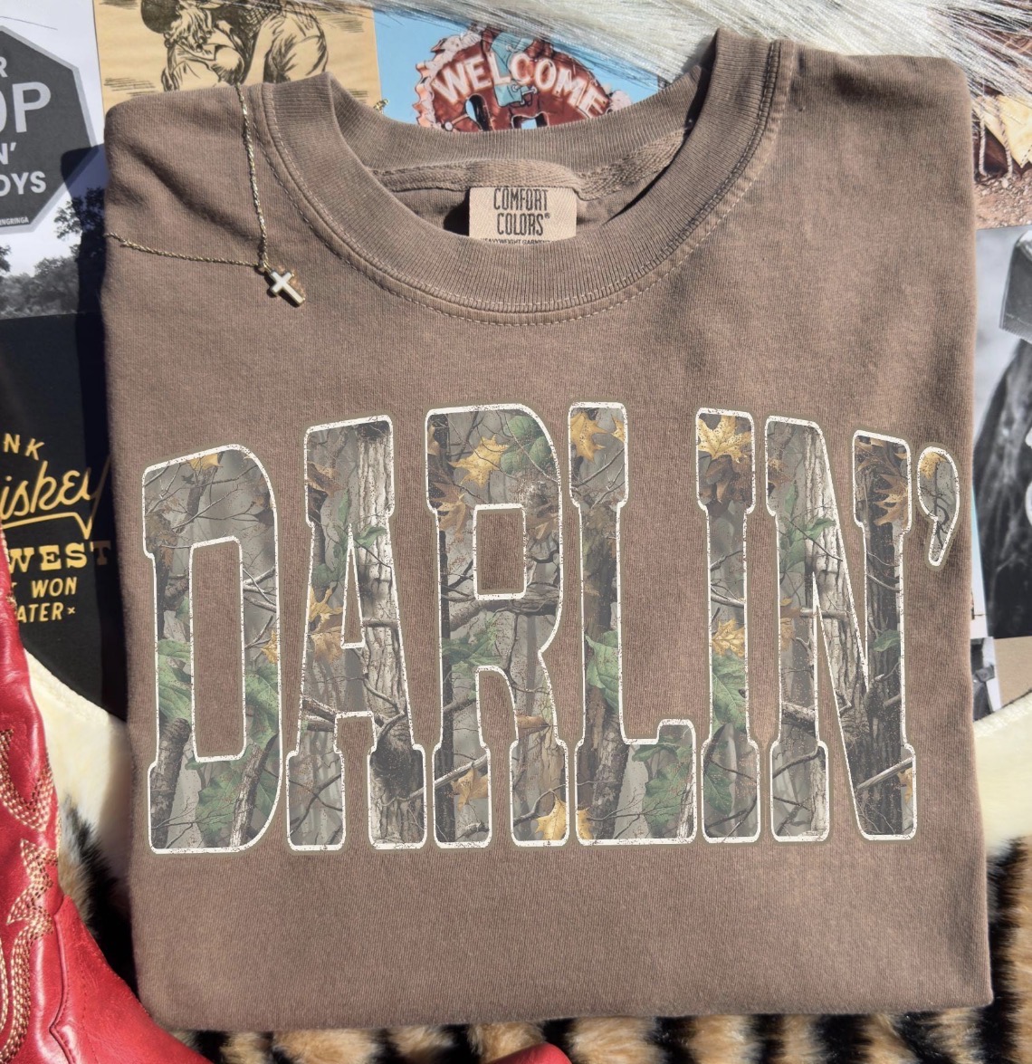 Darlin' Graphic T-Shirt