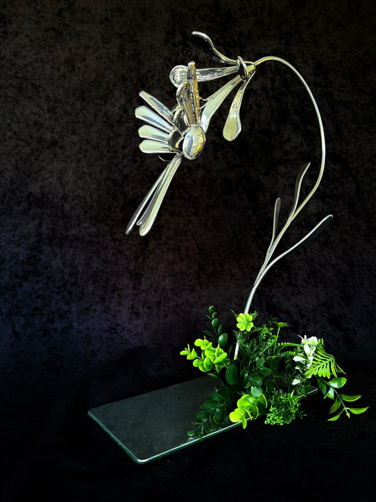 Metal Hummingbird Sculpture