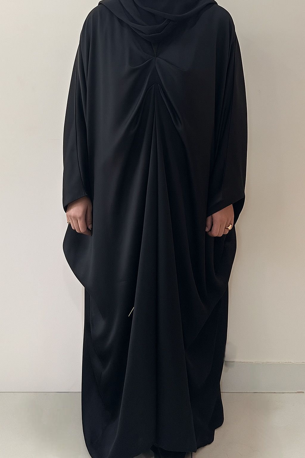 Black Double Pinched Abaya