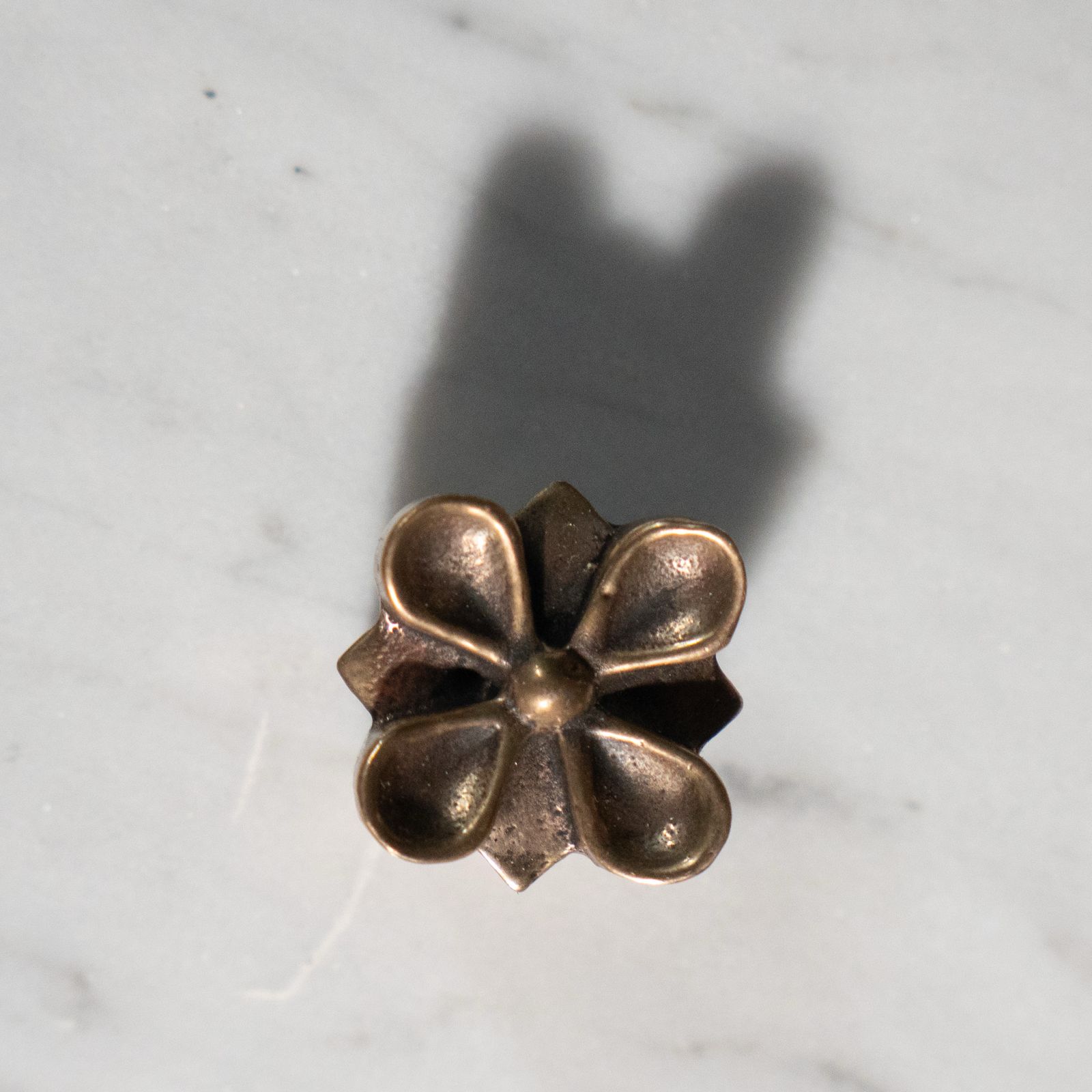 Flower Pull