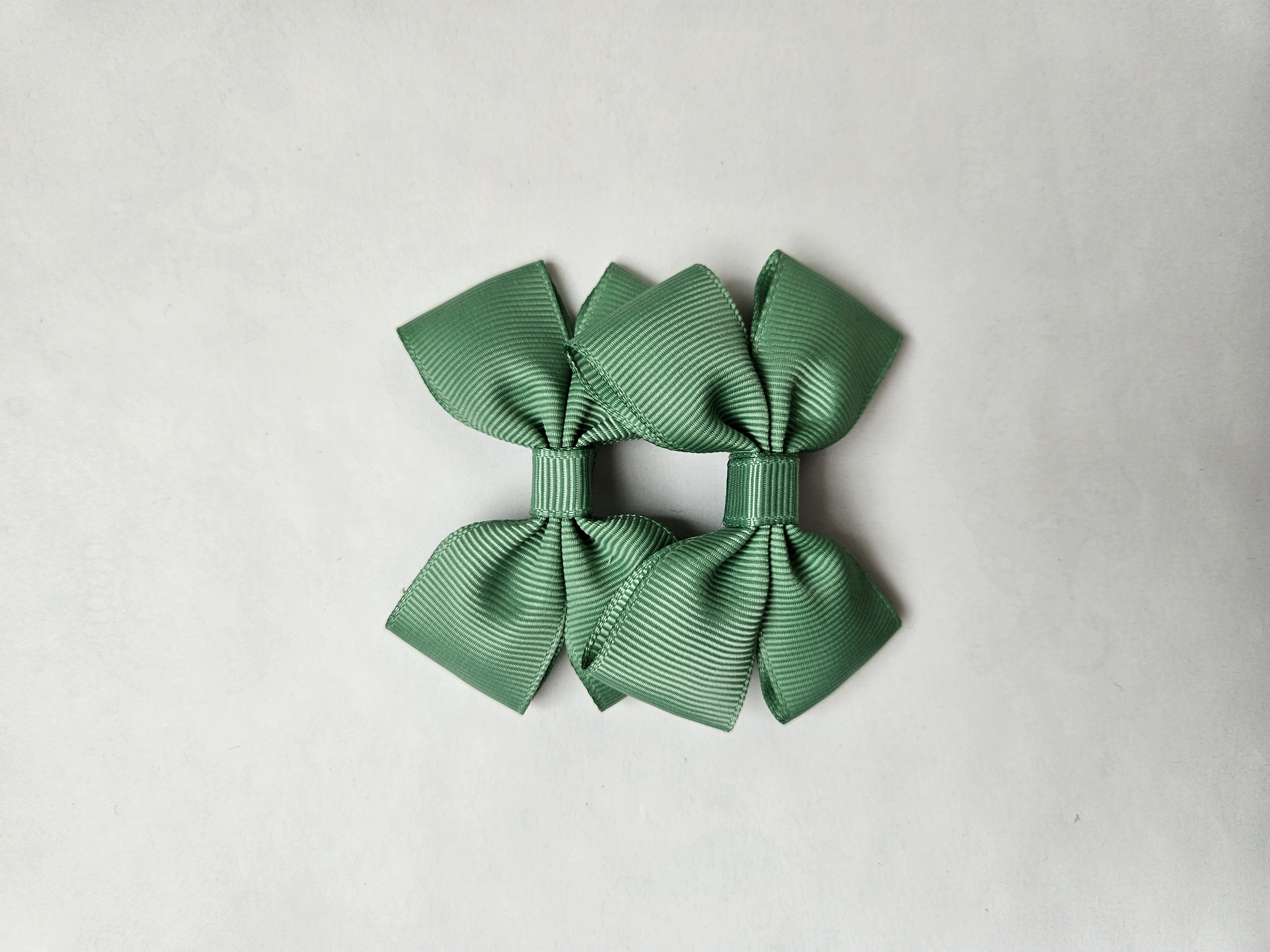 Handmade Single Colour Pigtail Bow Set