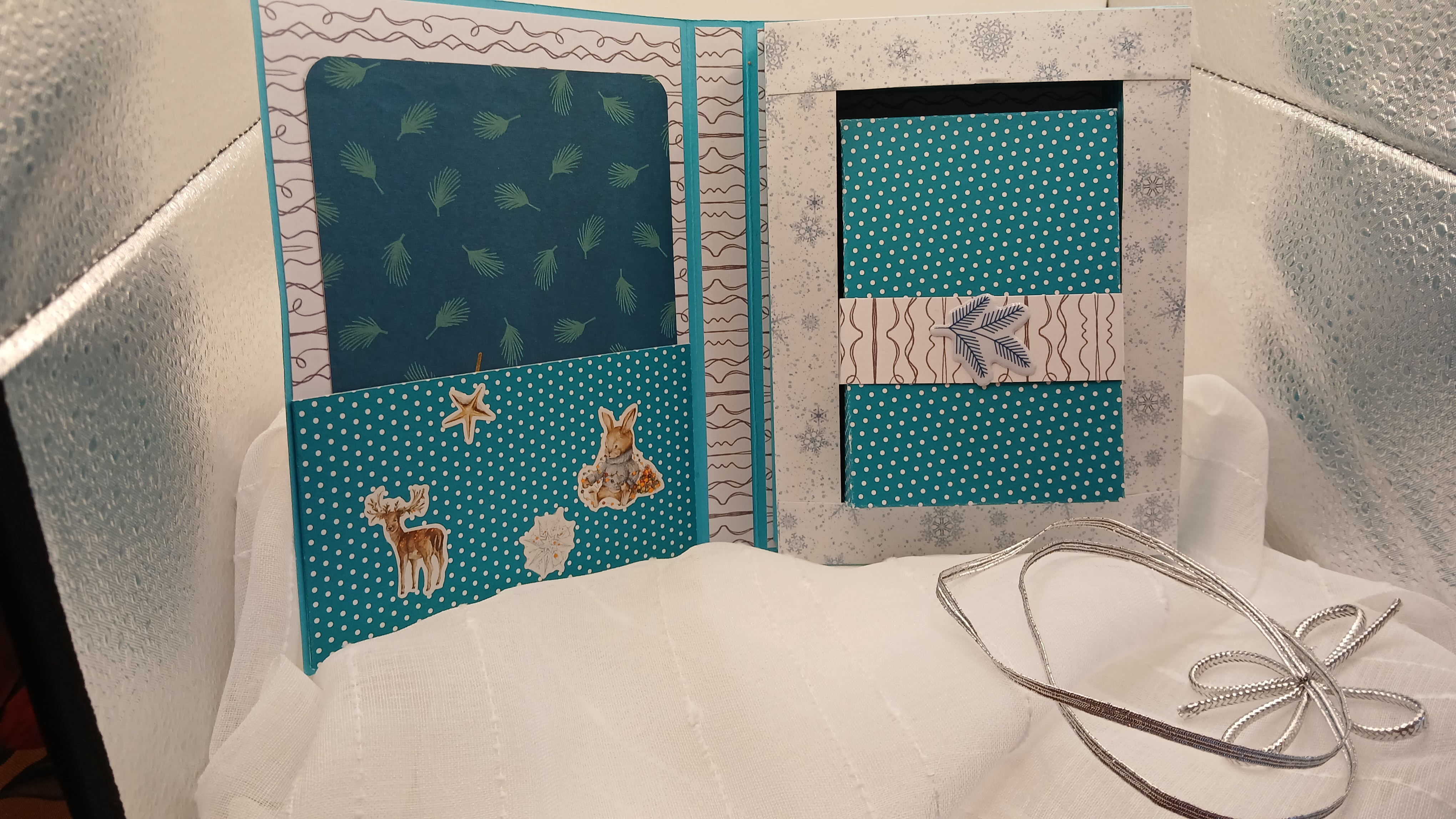 Pochette cadeau : Allons décorer le sapin pour Noël