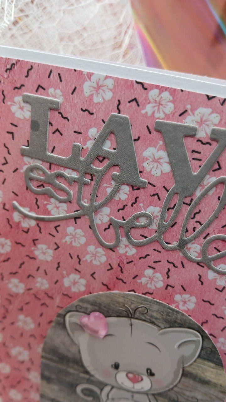 Carte : Une souris grise