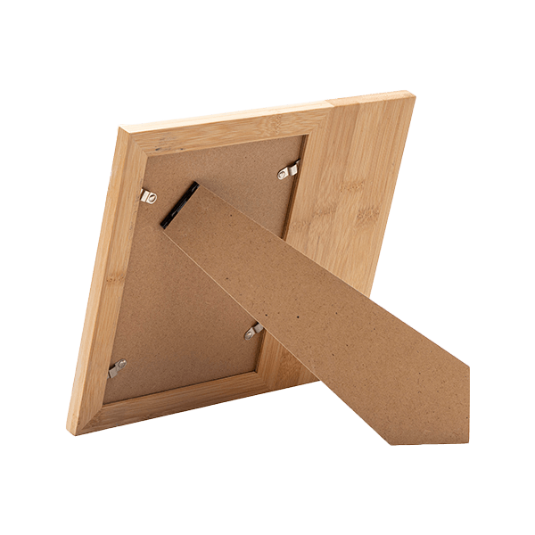 Capture the Moment. Carve the Memory.