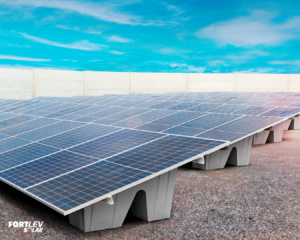 Lastro Solar / Estrutura para usinas de solo 100% polietileno