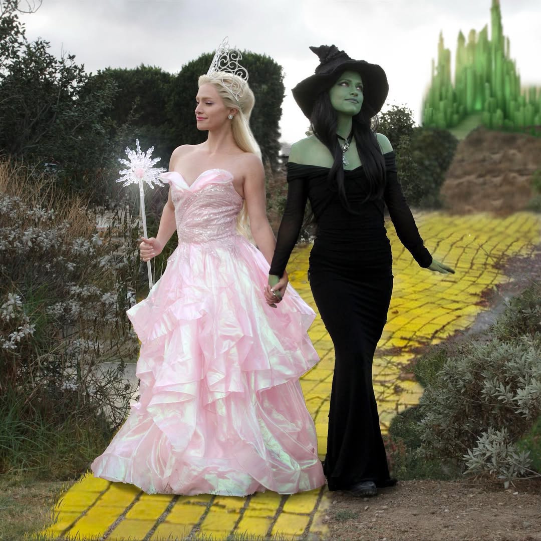 Elphaba an Glinda Wicked Costume