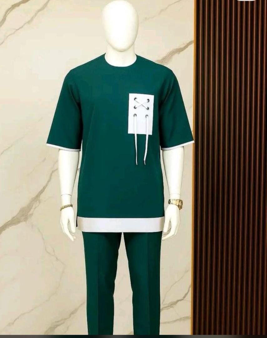 Ensemble masculin vert élégant