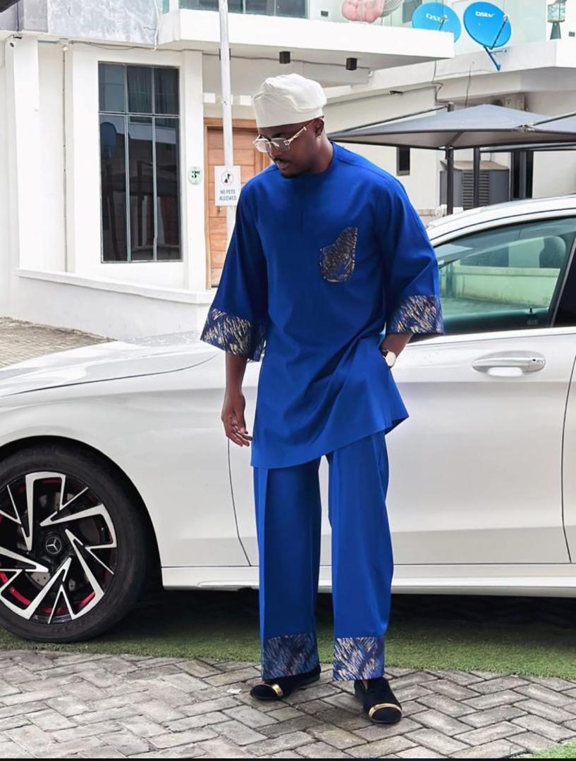 Tenue traditionnelle africaine bleu