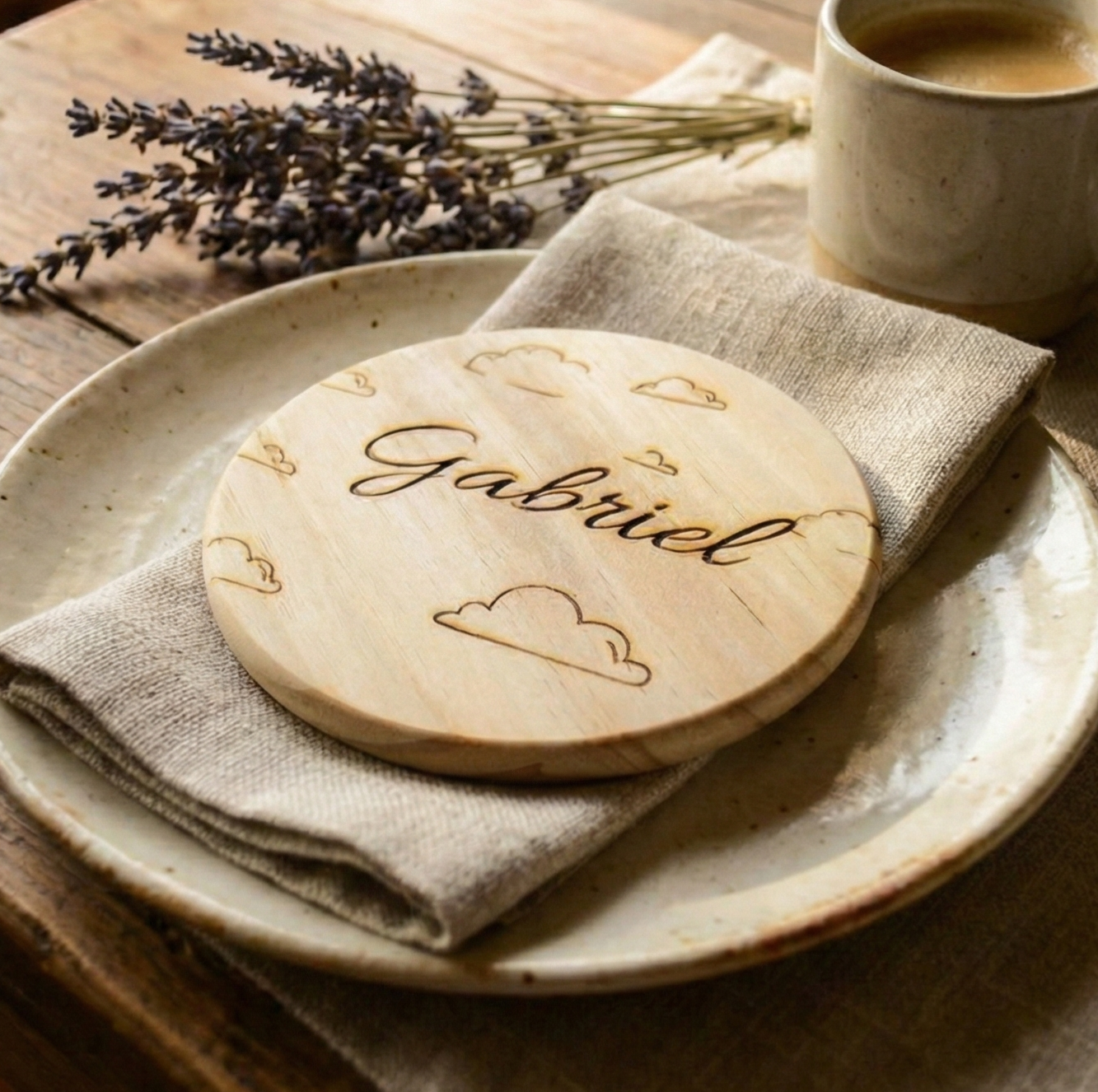 Posavasos de madera nubes