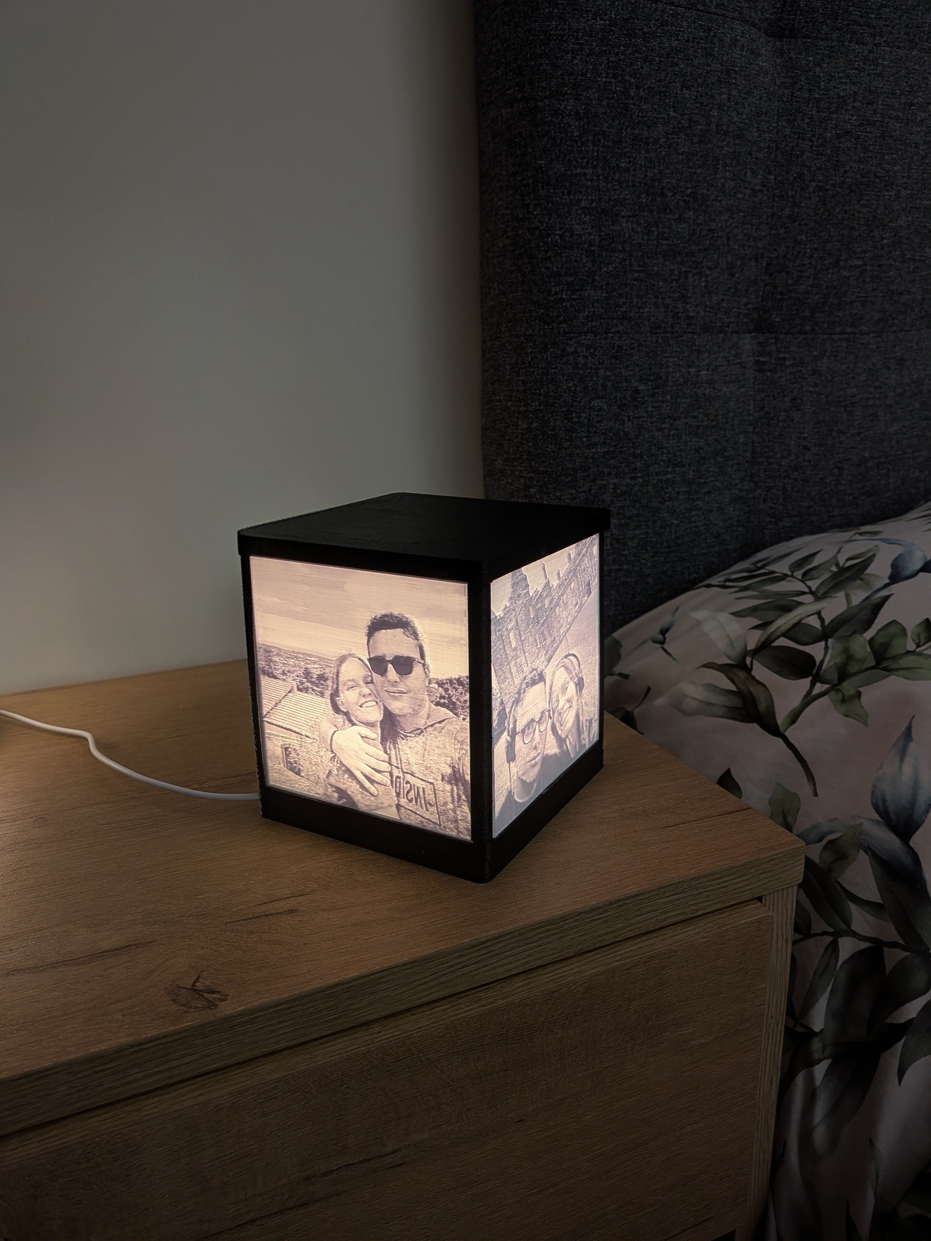 Lámpara "Cubo de Recuerdos" – Litofanía 3D Personalizada