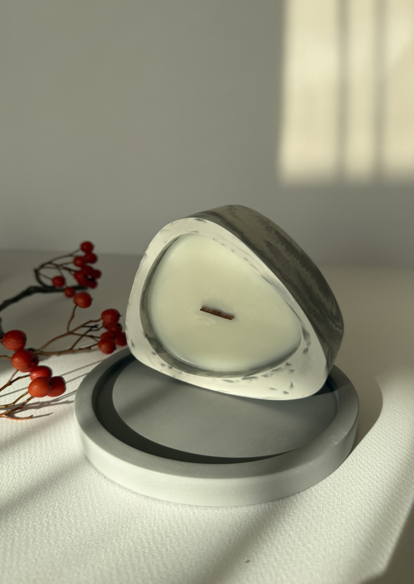 Kvapni žvakė marga Lašas su pilku padėkliuku