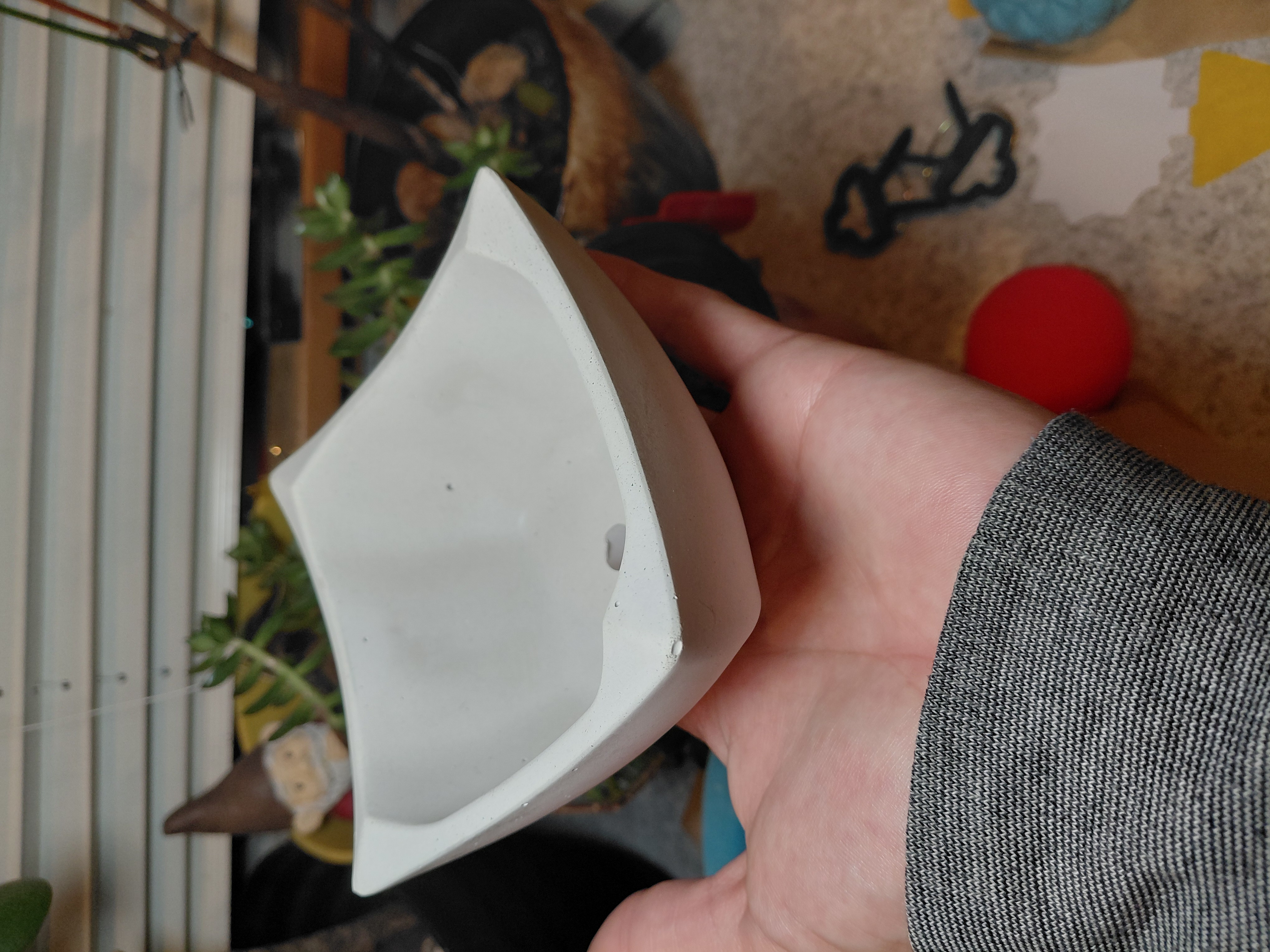 Square Concave Pot w/Hole