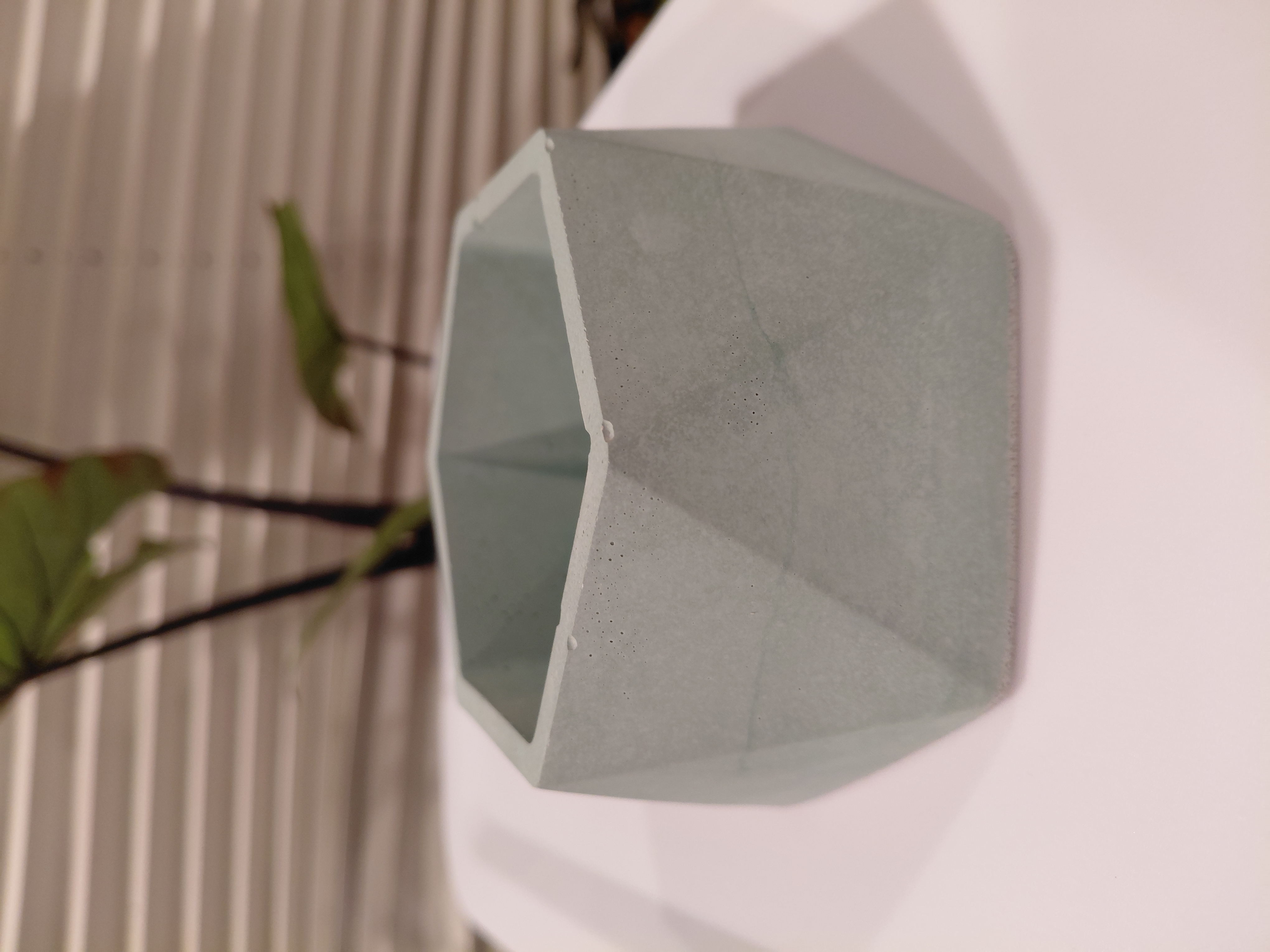 Jade Hexagonal Concrete Pot w/drainage