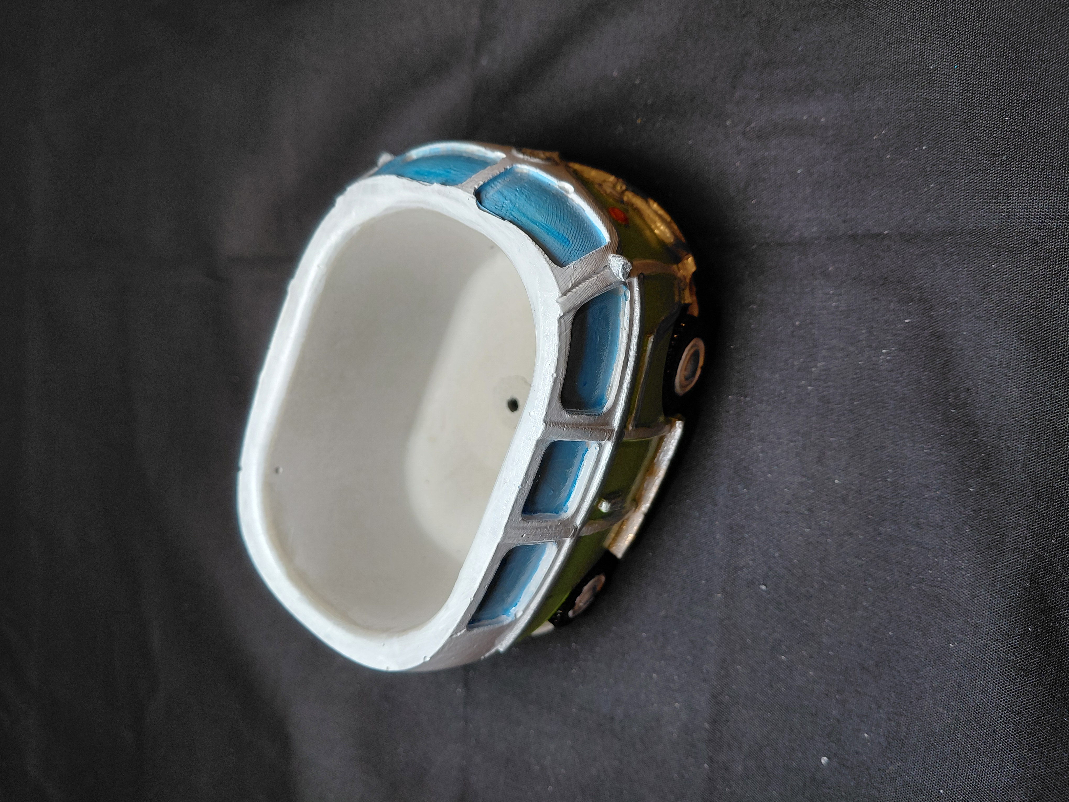 Retro Van Pot/Container Hand Painted Concrete