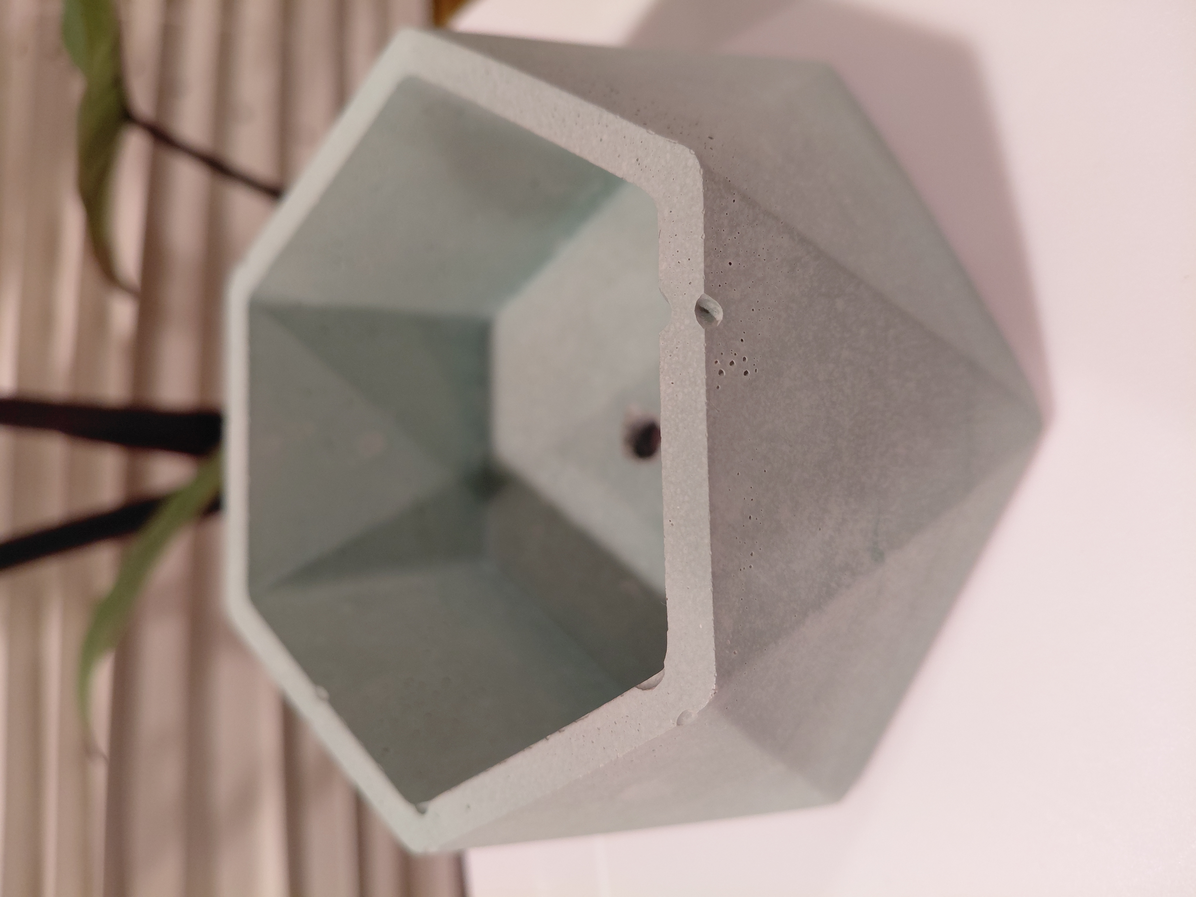 Jade Hexagonal Concrete Pot w/drainage